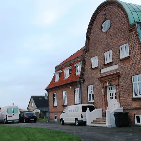Hotel Femern 3*